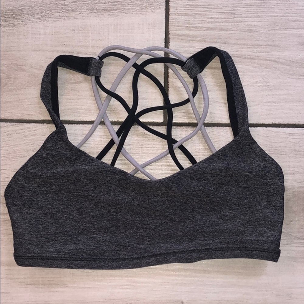 Lululemon sports bra